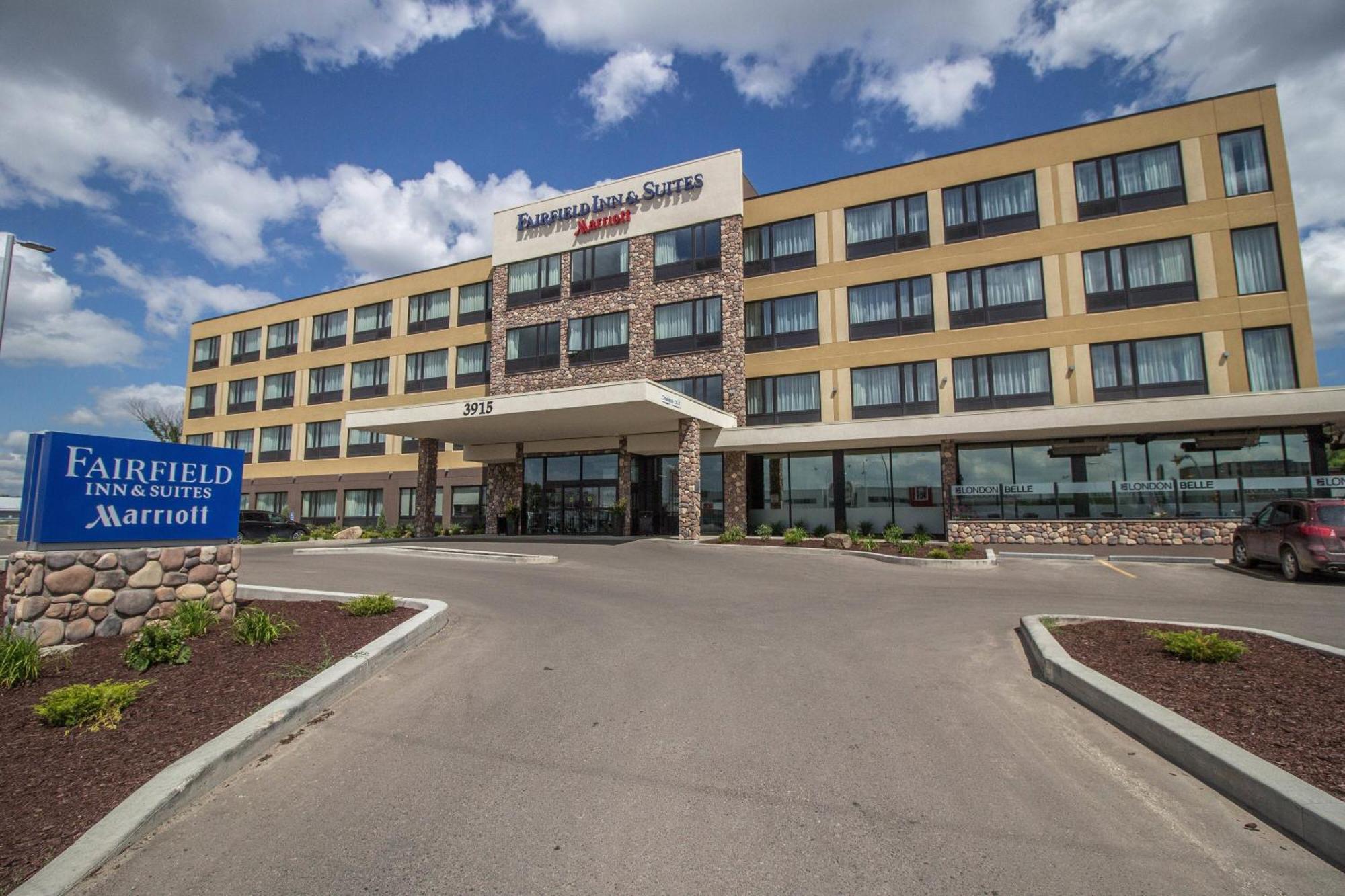 Fairfield Inn & Suites By Marriott Ρεγκίνα Εξωτερικό φωτογραφία